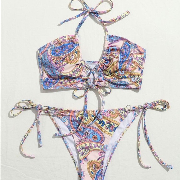 Other - NWT Paisley Knot Front Tie Side Bikini